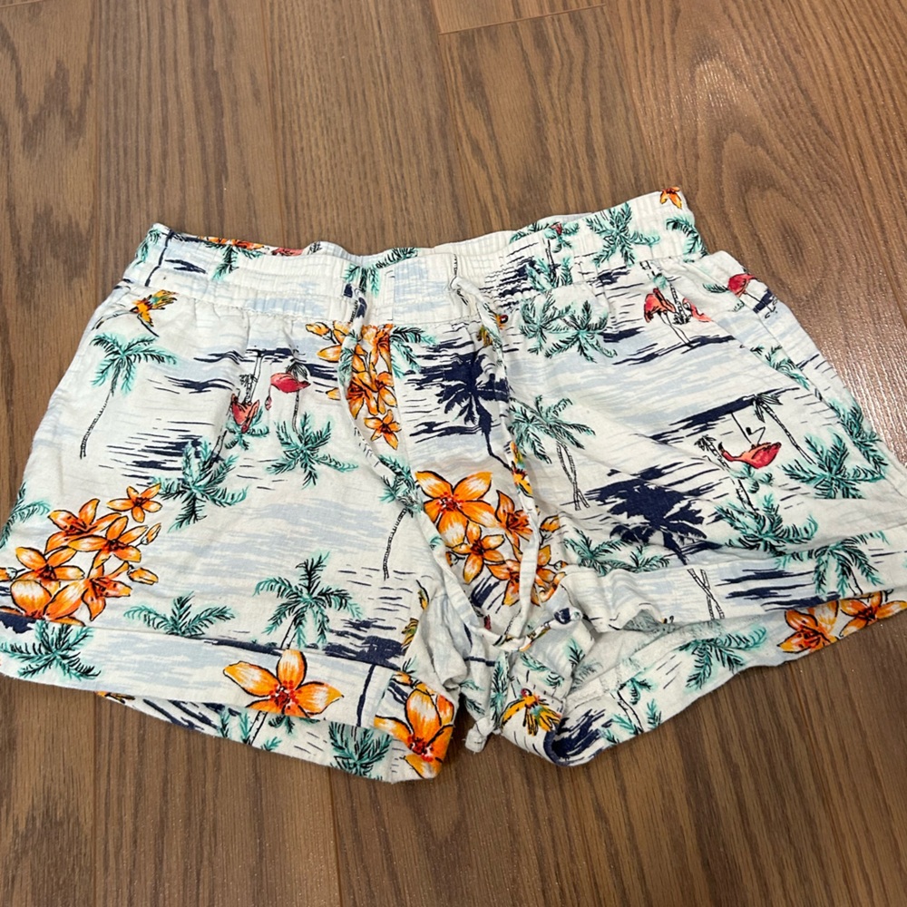 Old navy tropical patterned shorts
